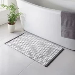 B&M Diamond Woven Bath Mat - Grey