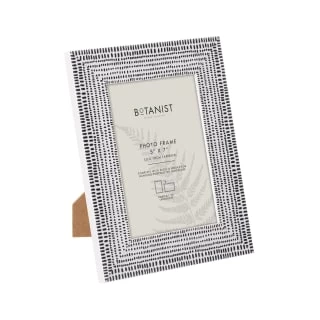 B&M Spotty Photo Frame 5 X 7" - Black & White 1 B&M Spotty Photo Frame 5 X 7" - Black & White